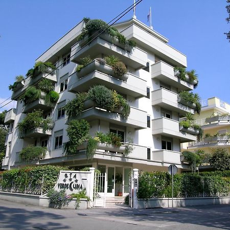 Verdeluna Aparthotel Marina di Pietrasanta Eksteriør billede