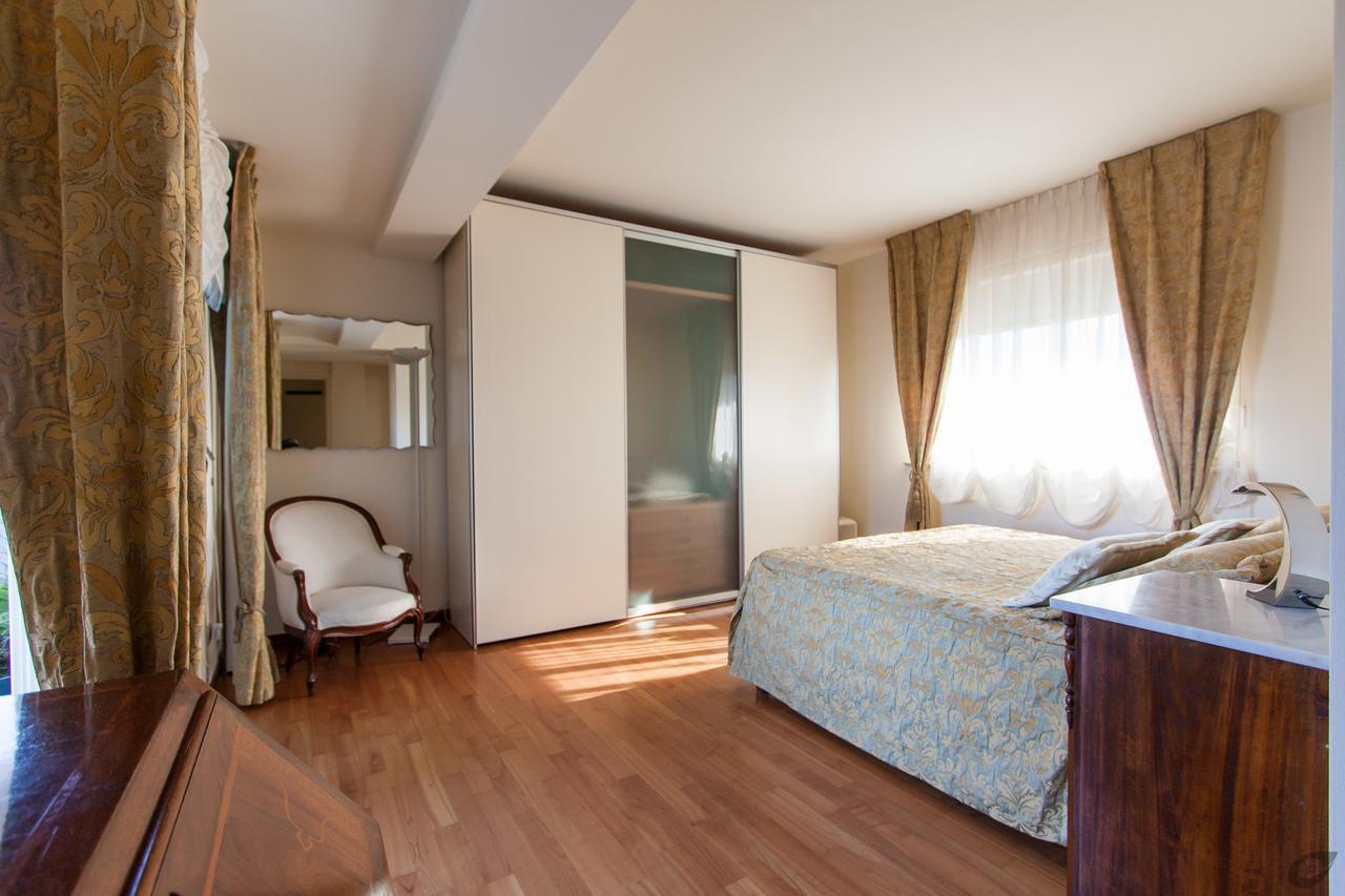 Verdeluna Aparthotel Marina di Pietrasanta Eksteriør billede