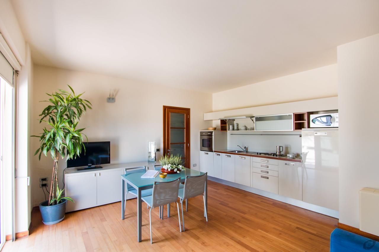 Verdeluna Aparthotel Marina di Pietrasanta Eksteriør billede