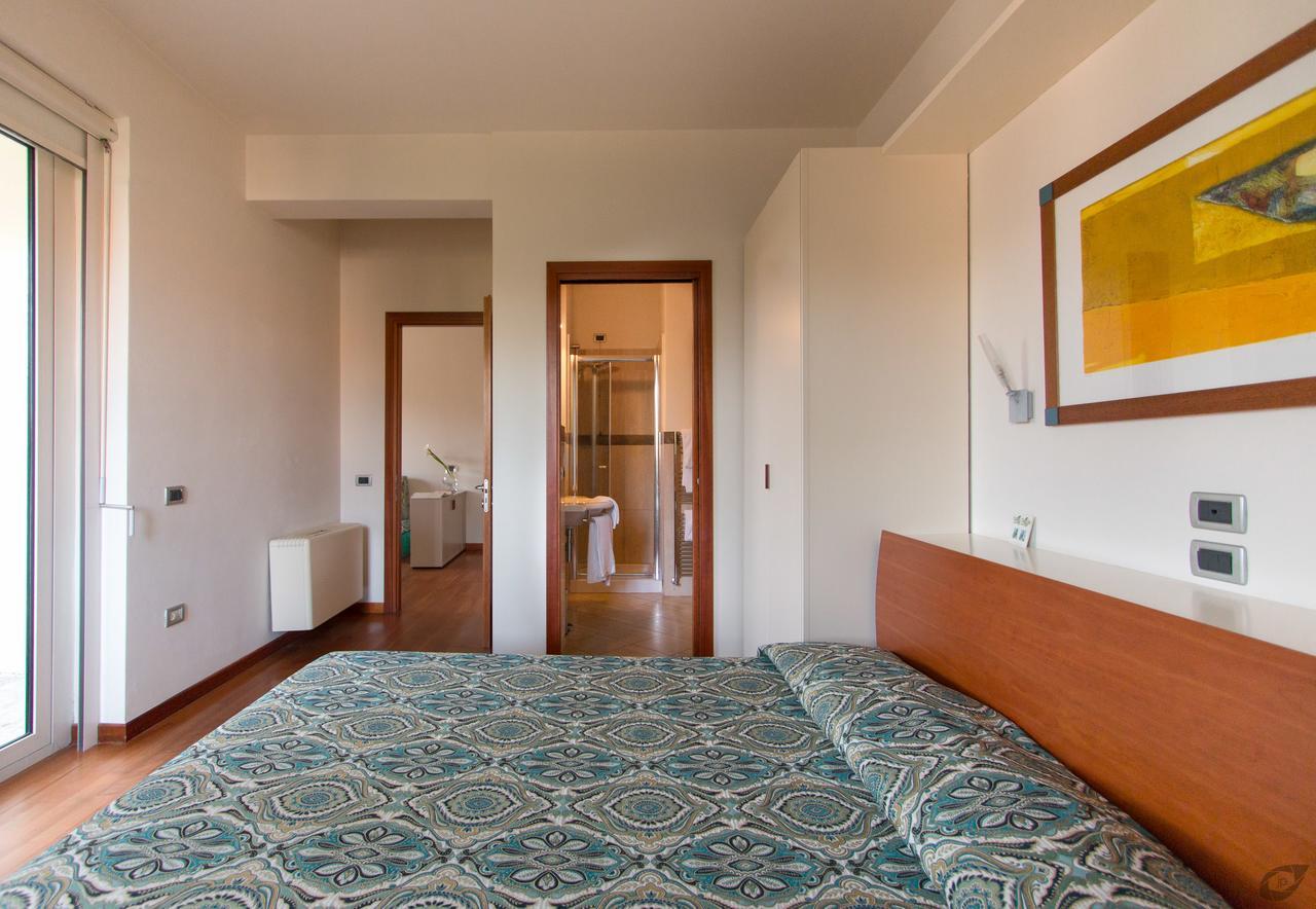 Verdeluna Aparthotel Marina di Pietrasanta Eksteriør billede