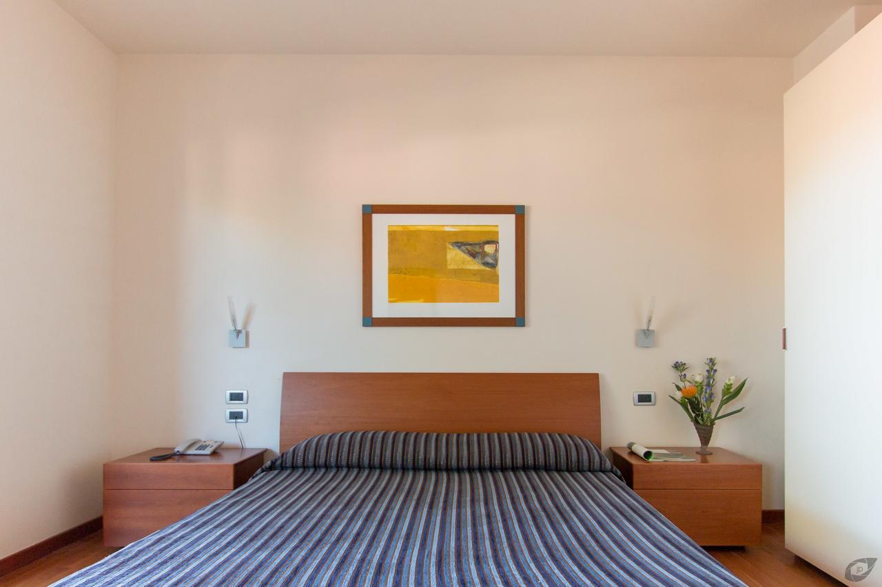 Verdeluna Aparthotel Marina di Pietrasanta Eksteriør billede