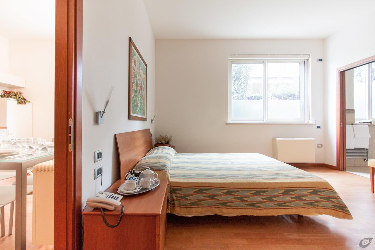 Verdeluna Aparthotel Marina di Pietrasanta Eksteriør billede